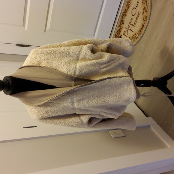 *Pics Updated!*🎉🎊HP 11/22🎉🎊FP Movement Mix it Up Mix it Up Reversible Jacket - Picture 13 of 16